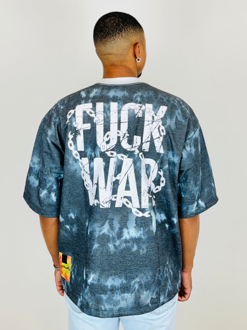 Camiseta Oversized Fuck War - Totanka