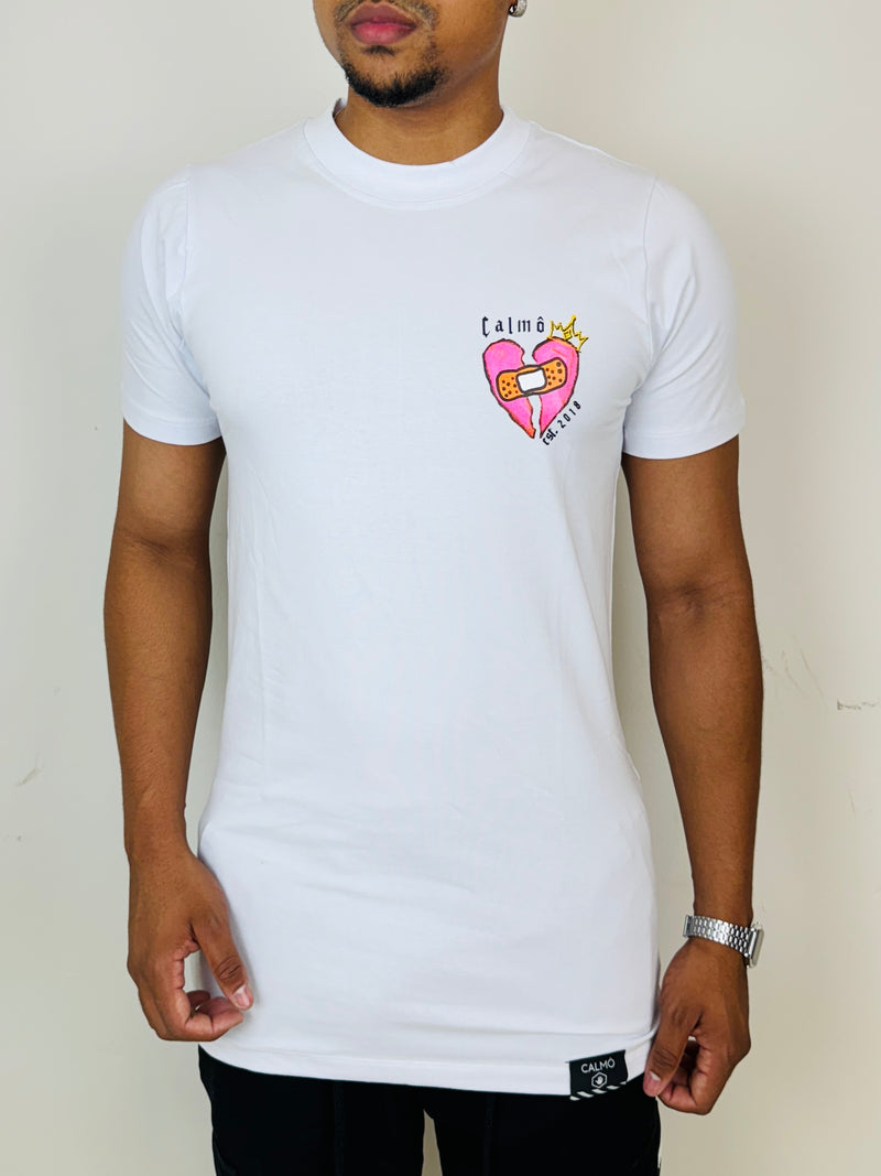 Camiseta Long Heart Broke Branca  - Calmô