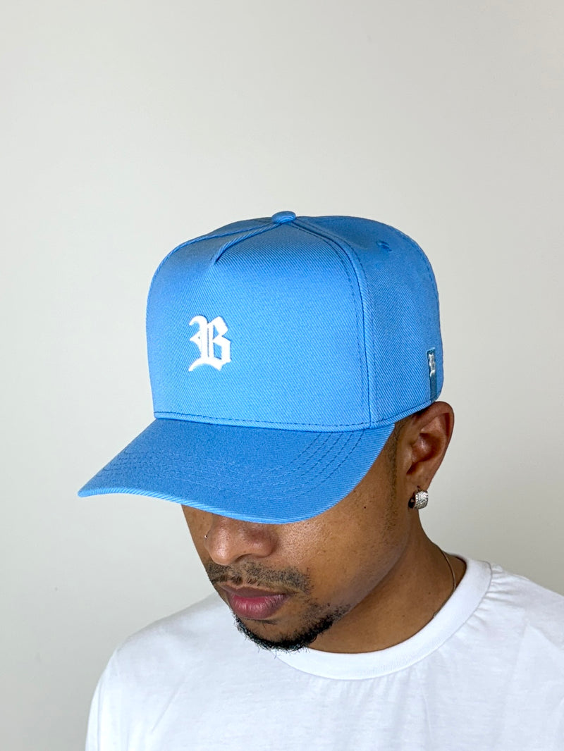 Boné Snapback Azul c/Branco - Blck