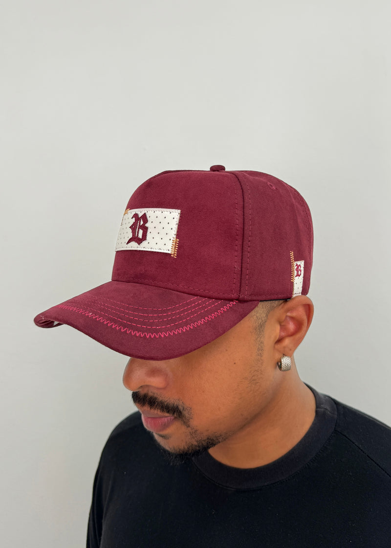 Boné Snapback Suede Vinho Logo em Couro - BLCK